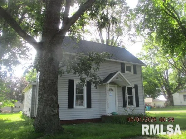 601 Maple Ave, Saint David, IL 61563