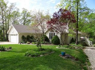 89 Spirea Point, Lake Ozark, MO 65049