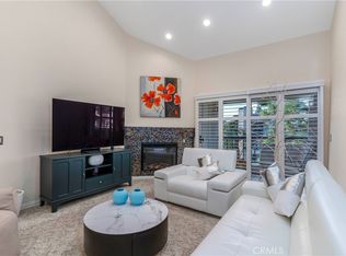 5515 Canoga Ave APT 329, Woodland Hills, CA 91367