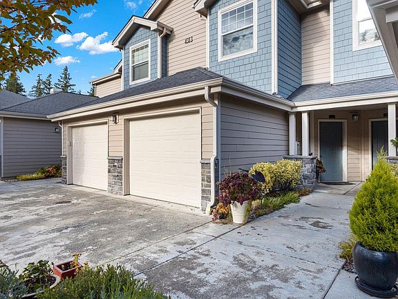 2nd image of 4313 Issaquah Pine Lake Rd SE Unit 207