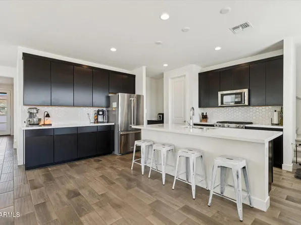 35803 N ZINC Drive, San Tan Valley, AZ 85144