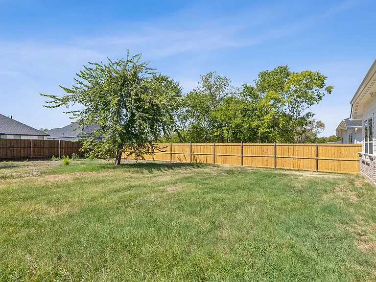 4617 Pickett St — Photo 29