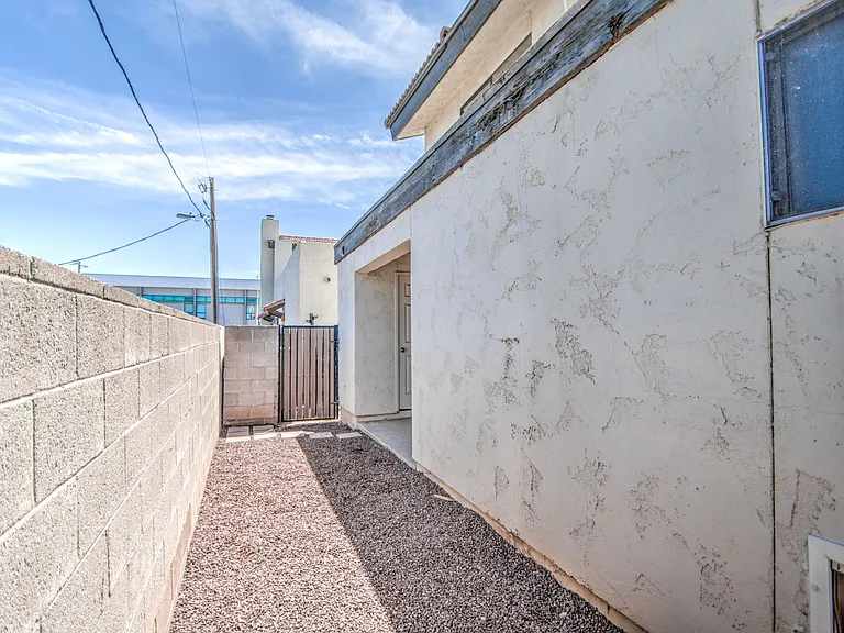 7761 N 19th Dr — Photo 39