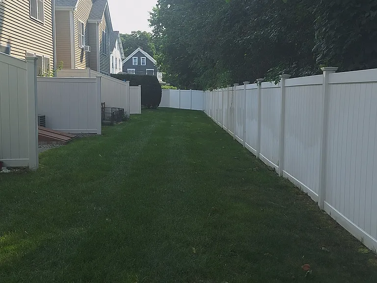 180 Park St #6 — Photo 3