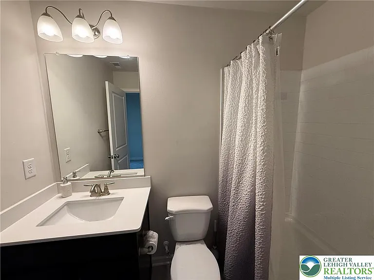 1047 Turnstone Dr — Photo 14