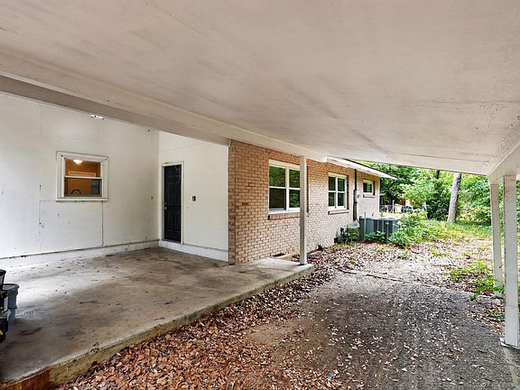 3rd image of 1734 Nearview Ave