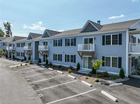 11 Gray Coach Ln #1123, Cranston, RI 02921