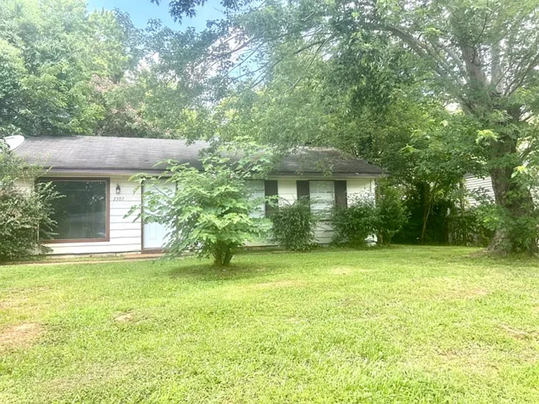 2307 Mount Vernon Rd NW — Photo 14