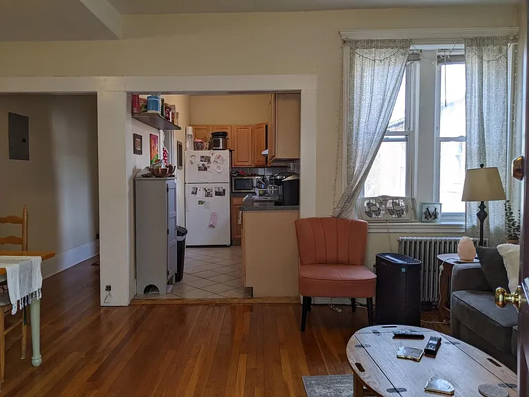 16 Fuller St #9 — Photo 8