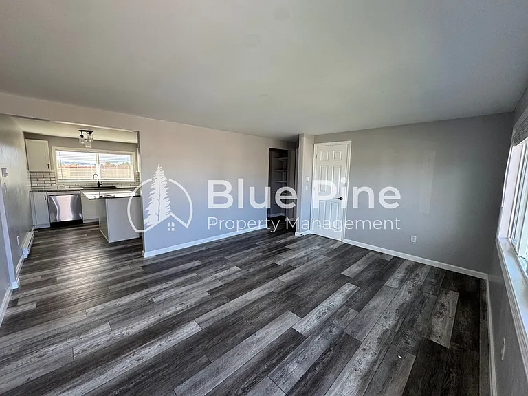2348 Stace St #3 — Photo 2