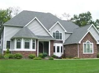 22 Fernwood Ln, Binghamton, NY 13901