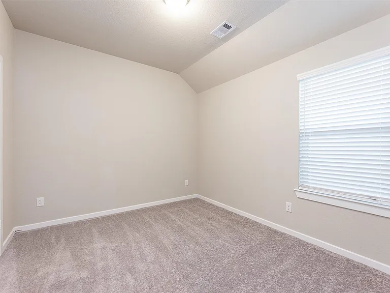 4022 Maple Glen Dr — Photo 23