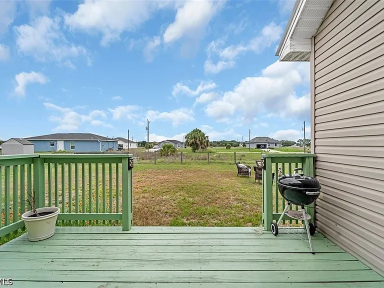 1177 Jay Ter — Photo 13
