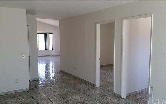 5th image of 8505 Robinia St