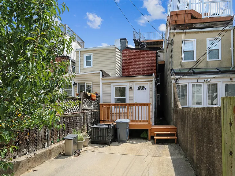 1444 Battery Ave — Photo 2