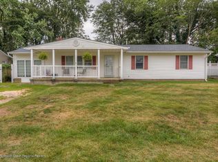 209 Spruce Dr, Brick, NJ