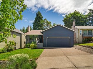 8832 SW 50th Ave, Portland, OR 97219