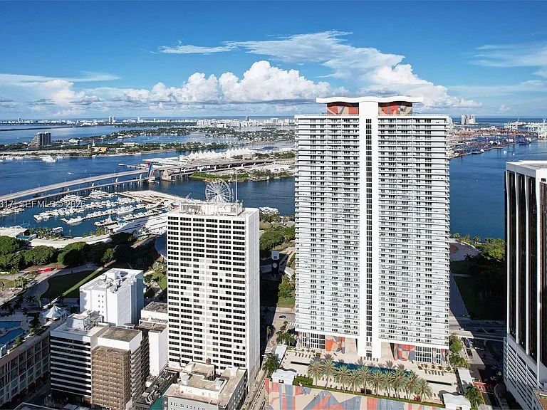50 Biscayne Blvd #4405 — Photo 7