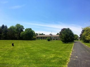 1045 Burkley Rd, Williamston, MI 48895