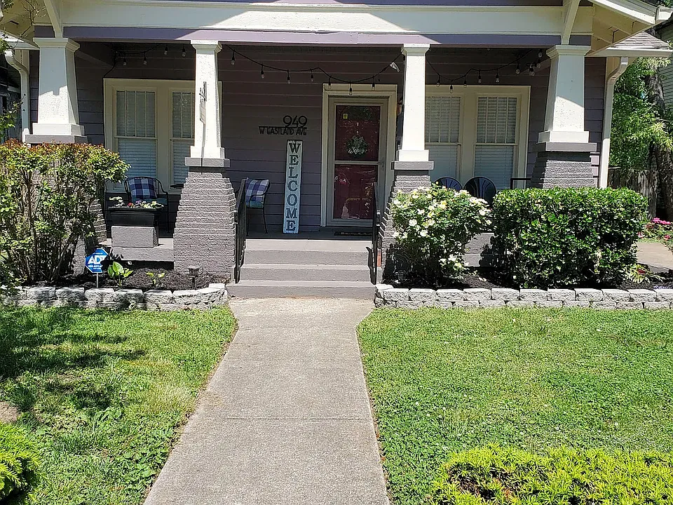 949 W Eastland Ave