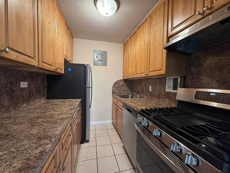 1st image of 8798 21st Ave #5G