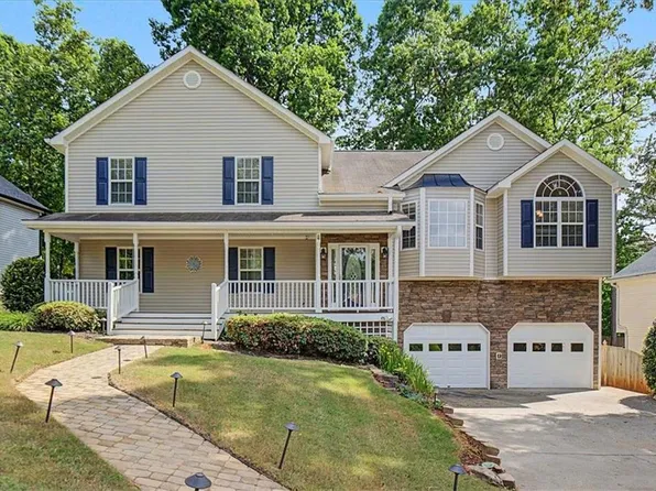956 Taylors Farm Ct, Canton, GA 30115