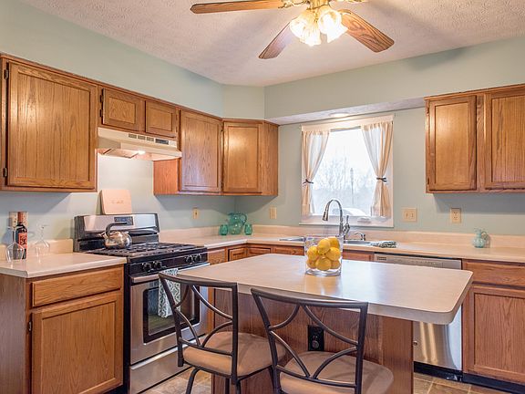 4th image of 2189 Jeffey Dr