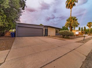 7671 E Waverly St, Tucson, AZ 85715