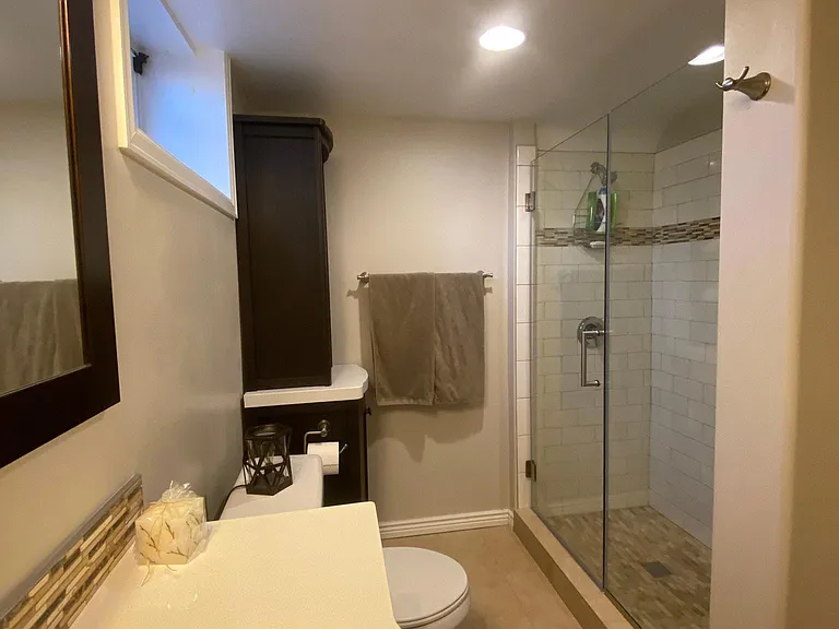 1166 S Jackson St — Photo 15