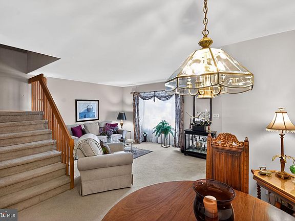 2nd image of 1312 Juniper Ct