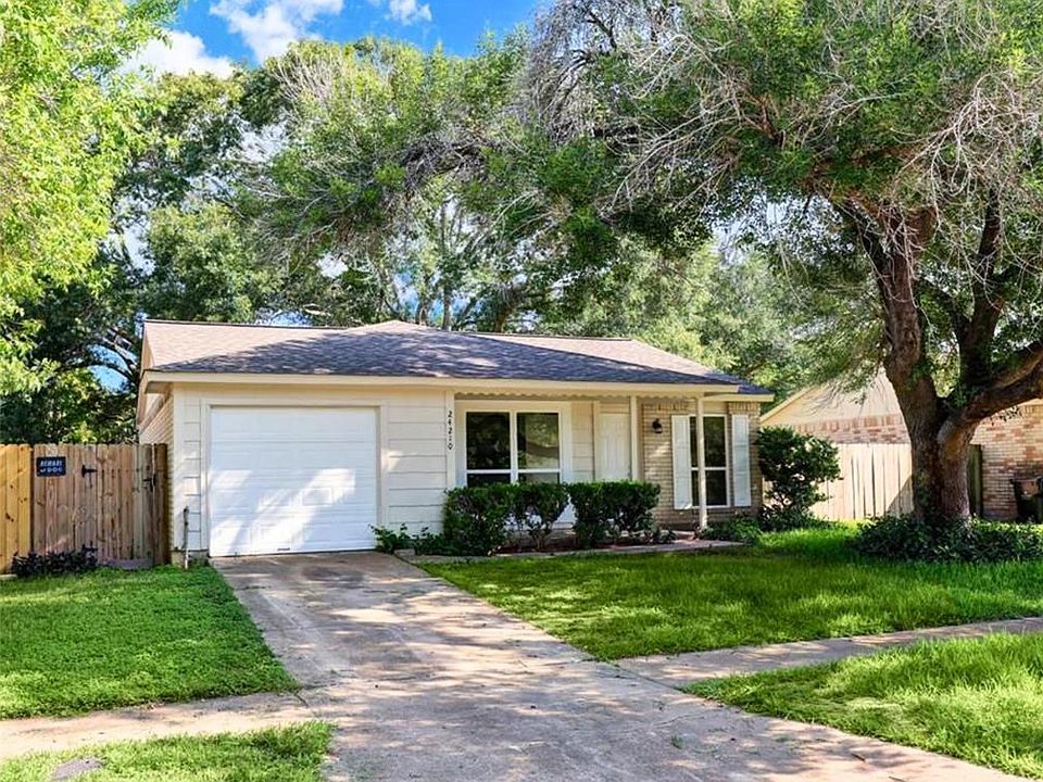 1st image of 24210 Wild Horse Ln