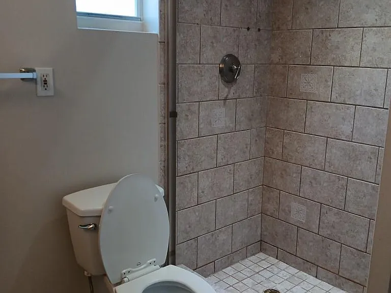 17131 SW 85th Ave — Photo 15