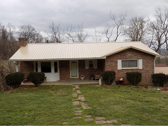 1st image of 194 Rhody Dr