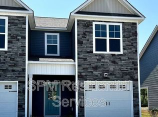 343 S Stingray Ln, Sneads Ferry, NC 28460