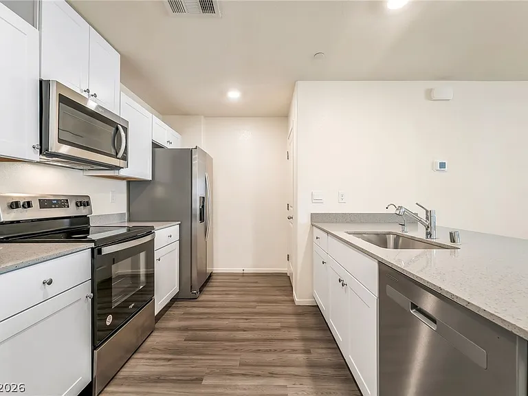 1903 Omaggio Vista St — Photo 8