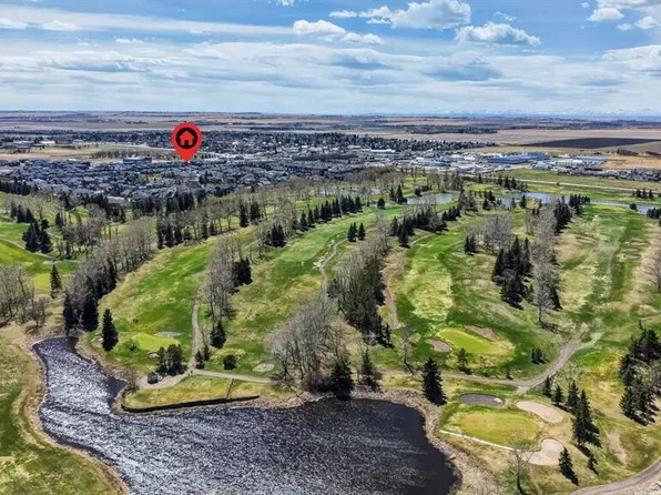 811 N Mandalay Line, Carstairs, AB T0M 0N0