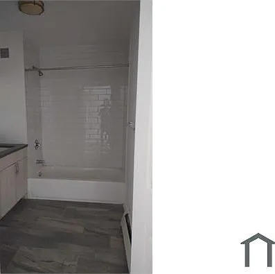 764 E 152nd St #3D — Photo 5