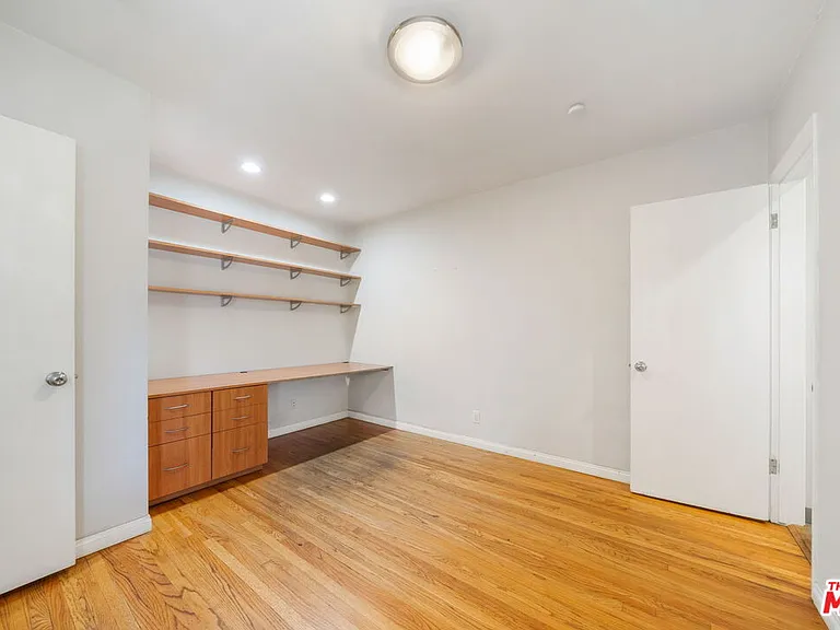 13453 Debby St — Photo 36