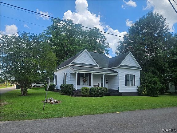 3rd image of 82 Church St