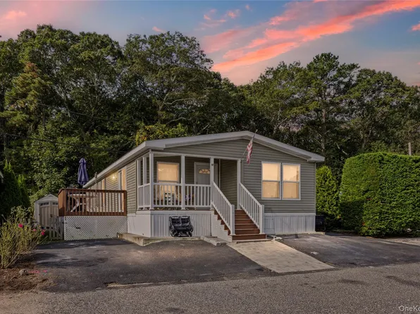 1795 Osborne Avenue #75, Riverhead, NY 11901