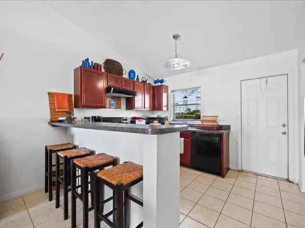 913 SE Forrest Park Drive, Stuart, FL 34994