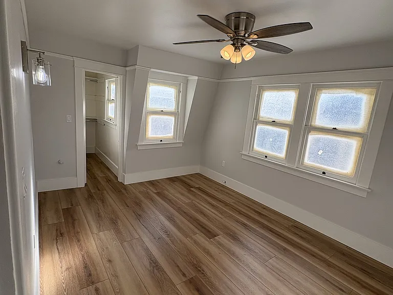 277 N Orange St — Photo 16