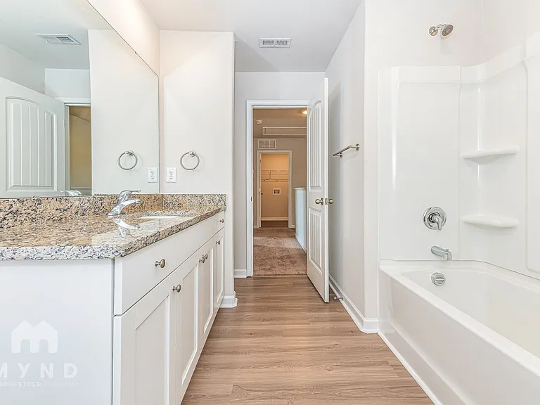 279 Royal Meadow Dr — Photo 21