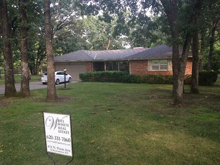 1st image of 137 Woodlane Dr