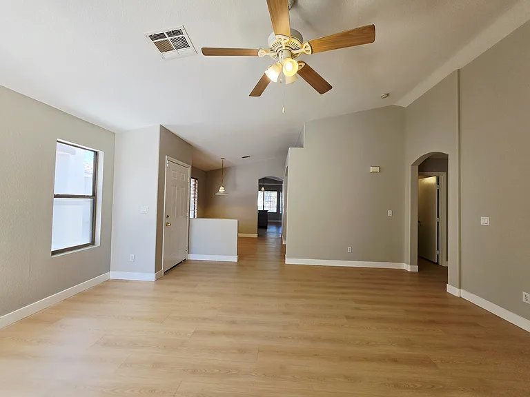 7724 Pacific Rim Ct — Photo 4