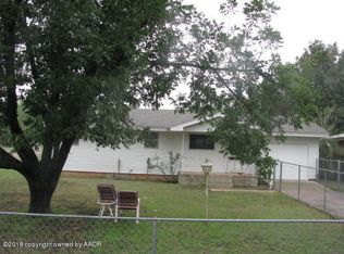 601 Pine St, McLean, TX 79057