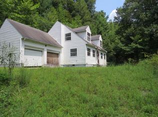 3205 Wooton Rd, Wooton, KY 41776