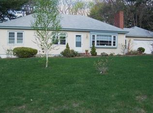 1321 Chestnut St, Manchester, NH 03104