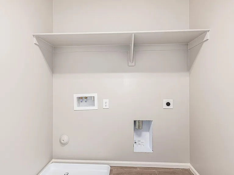 733 E Commonwealth Ave #15 — Photo 15