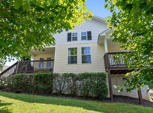 1511 Cypress View Ct, Sevierville, TN 37862
